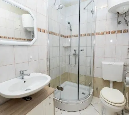 Studio In With Sea View, Terrace, Air Conditioning, Wi-fi Apartment Crikvenica