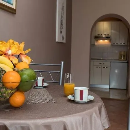 Studio In With Sea View, Terrace, Air Conditioning, Wi-fi Apartment