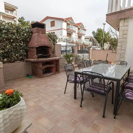 Studio In With Sea View, Terrace, Air Conditioning, Wi-fi *